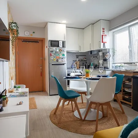 Casita Sao Goncalinho By Sweet Apartment