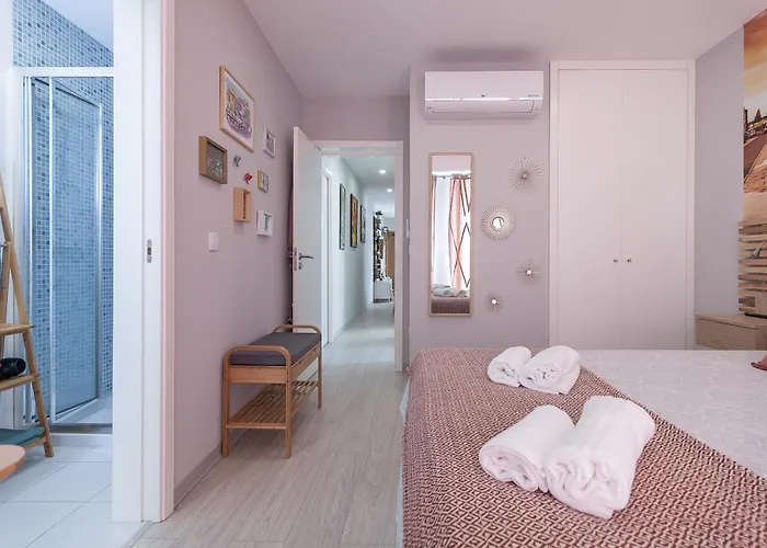 Casita Sao Goncalinho By Sweet Apartment